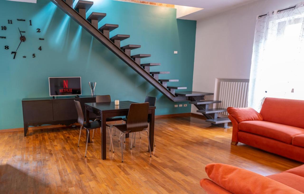 Centro Storico-Dimora Con Terrazza- Wi-Fi E Ac Apartment Асти Екстериор снимка