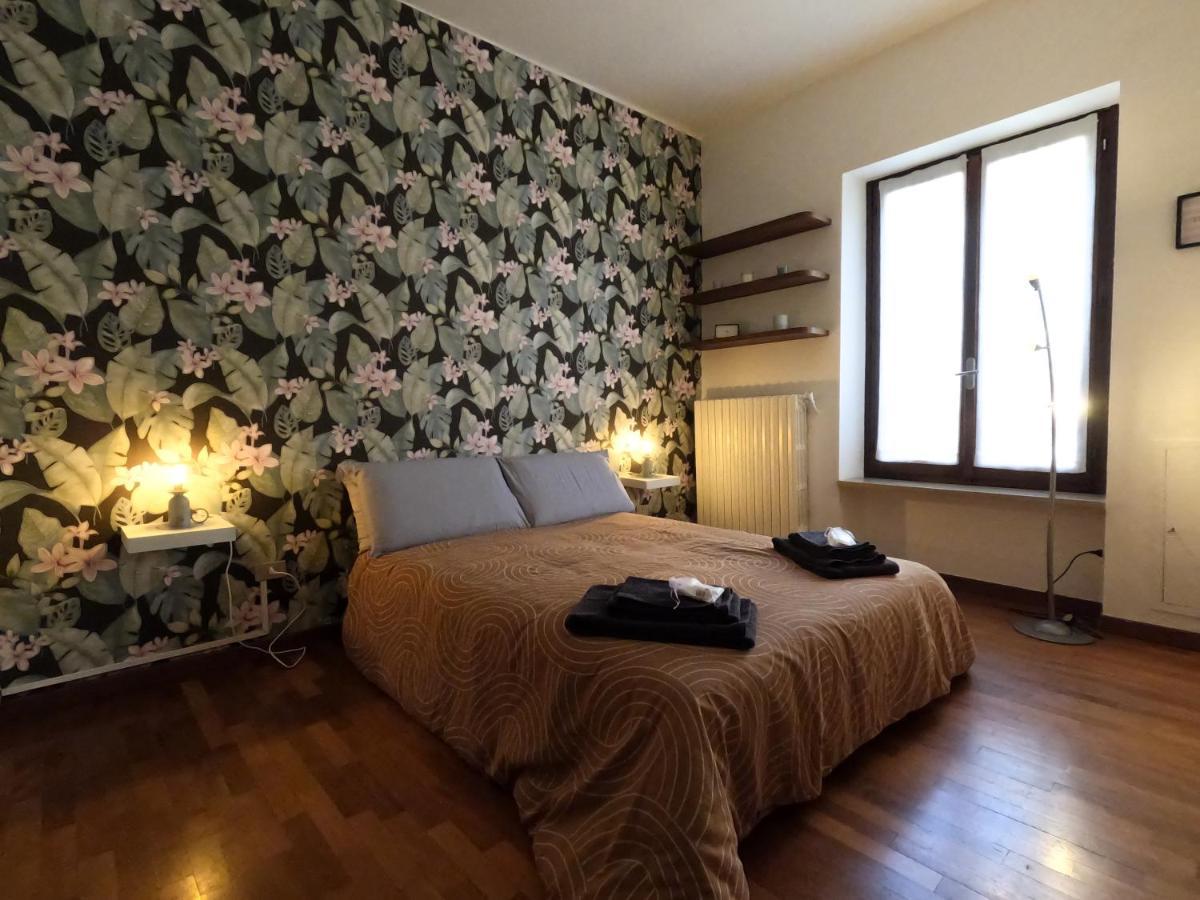 Centro Storico-Dimora Con Terrazza- Wi-Fi E Ac Apartment Асти Екстериор снимка