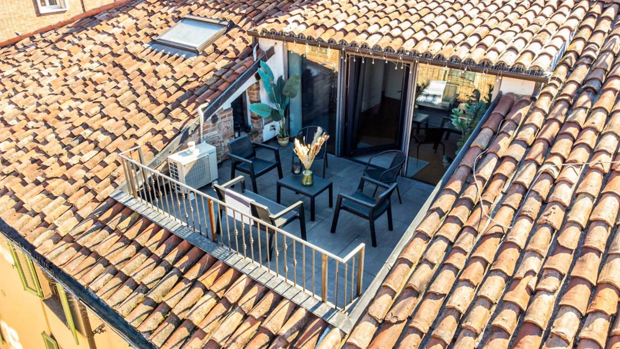 Centro Storico-Dimora Con Terrazza- Wi-Fi E Ac Apartment Асти Екстериор снимка